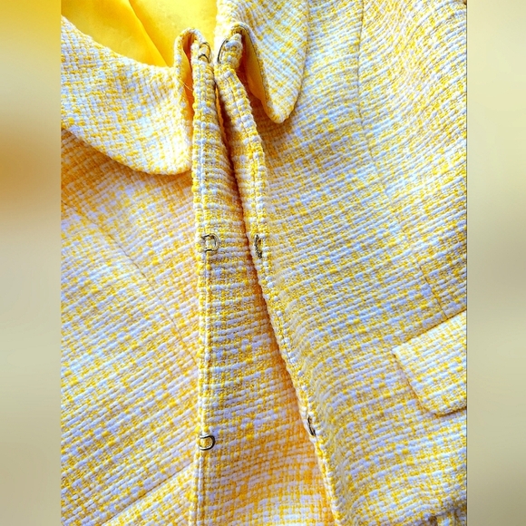 ❤️HOST PICK❤️ 3/$30 Ann Taylor.Loft Blazer 8P - Picture 7 of 11